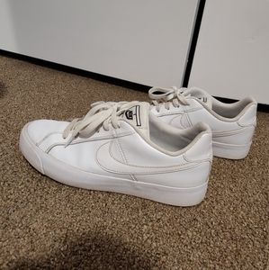 Nike women's size 8 Court Royale AC white sneakers